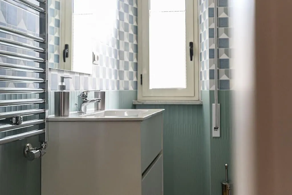 Apartment Ninfee 23 - Home In Rome