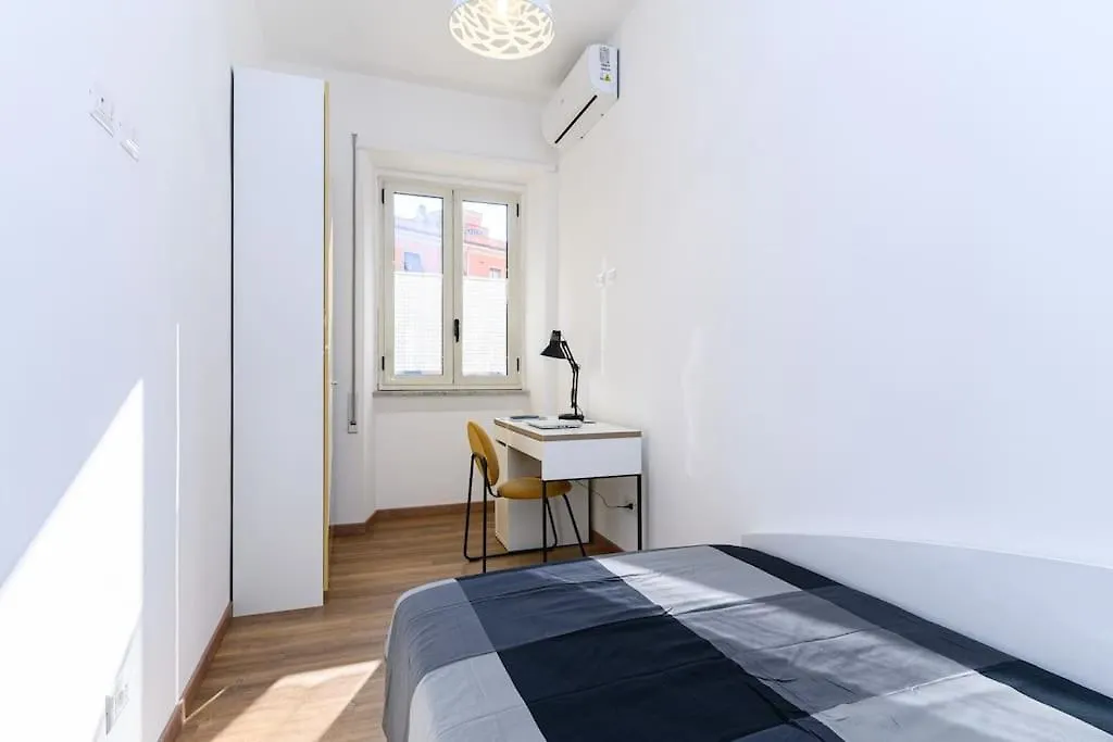 Apartment Ninfee 23 - Home In Rome Italy