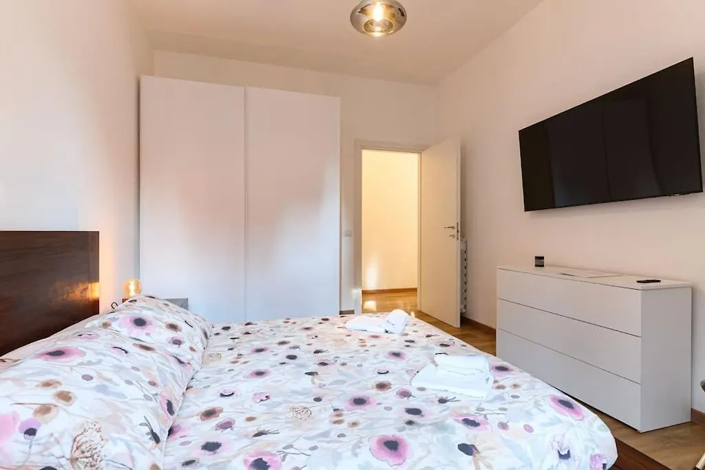 Apartment Ninfee 23 - Home In Rome