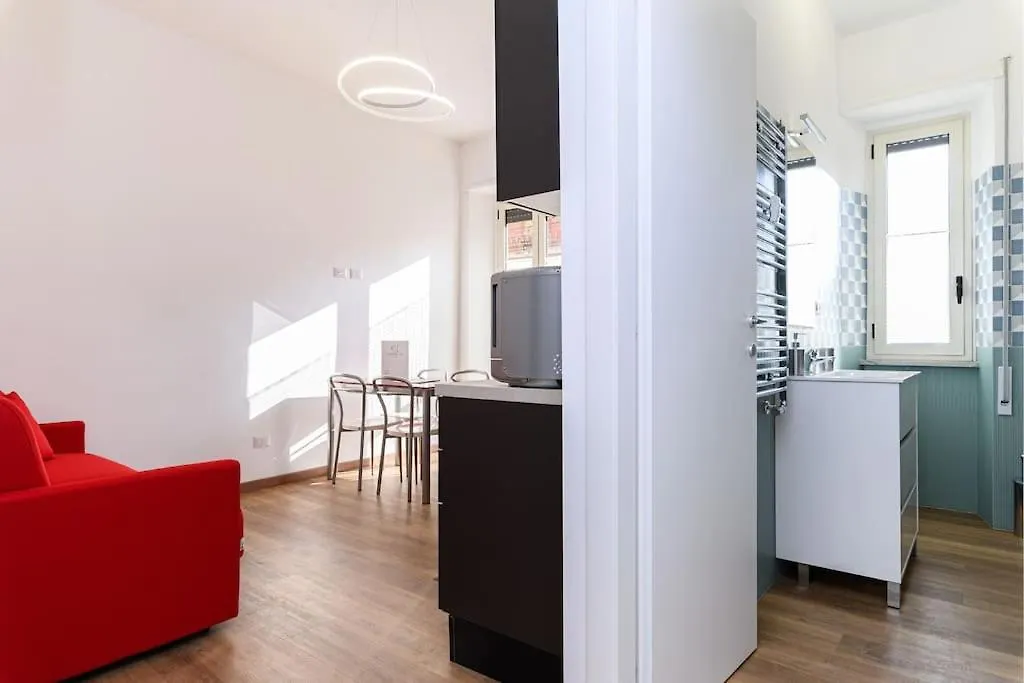 Ninfee 23 - Home In Rom 0*,