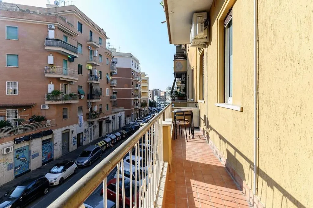 Apartment Ninfee 23 - Home In Rome